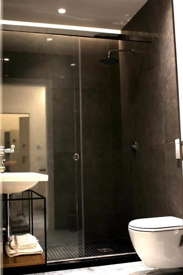 Urban Rooms Tirana 0*,